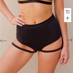 Lunalae Pole Shorts with Garter Black Size US 4